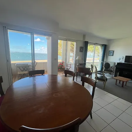 T4 A Avec Vue Mer, Acces Direct Plage Et Parking Souterrain - Fr-1-374-222 Appartement *