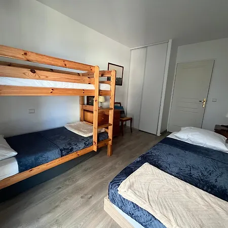 Appartement T4 A Avec Vue Mer, Acces Direct Plage Et Parking Souterrain - Fr-1-374-222