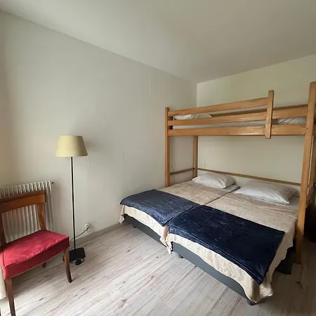 T4 A Avec Vue Mer, Acces Direct Plage Et Parking Souterrain - Fr-1-374-222 Appartement
