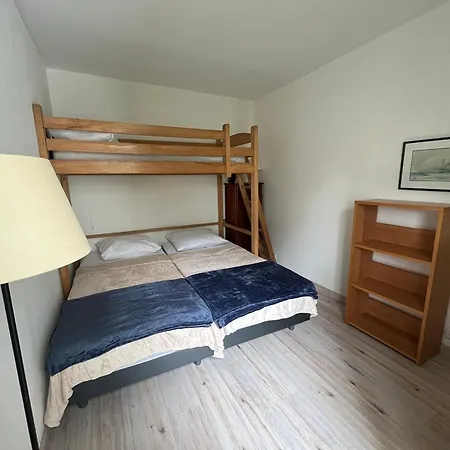 T4 A Avec Vue Mer, Acces Direct Plage Et Parking Souterrain - Fr-1-374-222 Appartement